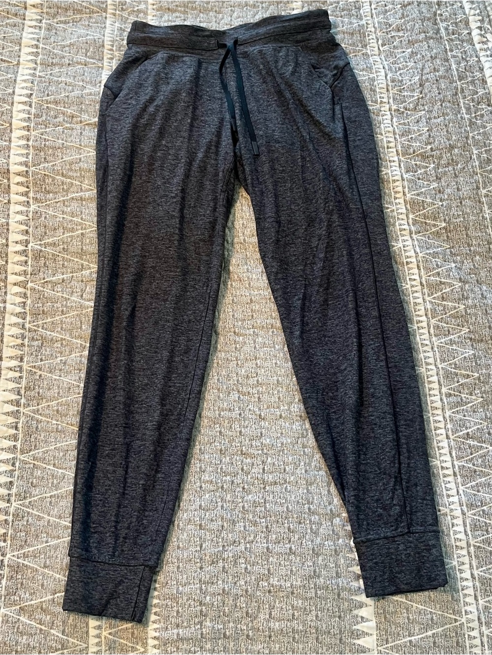 Lululemon Heather Gray Tapered Jogger Teal Drawstring Cuffed Ankle Size 6